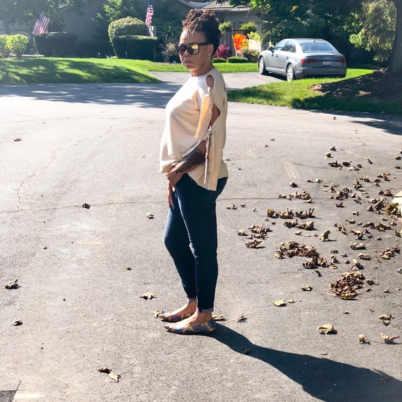 Open Shoulder Sweater- TAUPE - Picture 4 of 8